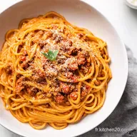 Spaghetti Bolognaise Cr&eacute;meuse La Recette Facile et Gourmande